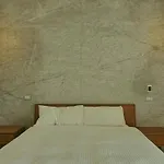 Apartment 4 Bedrooms Leipzig