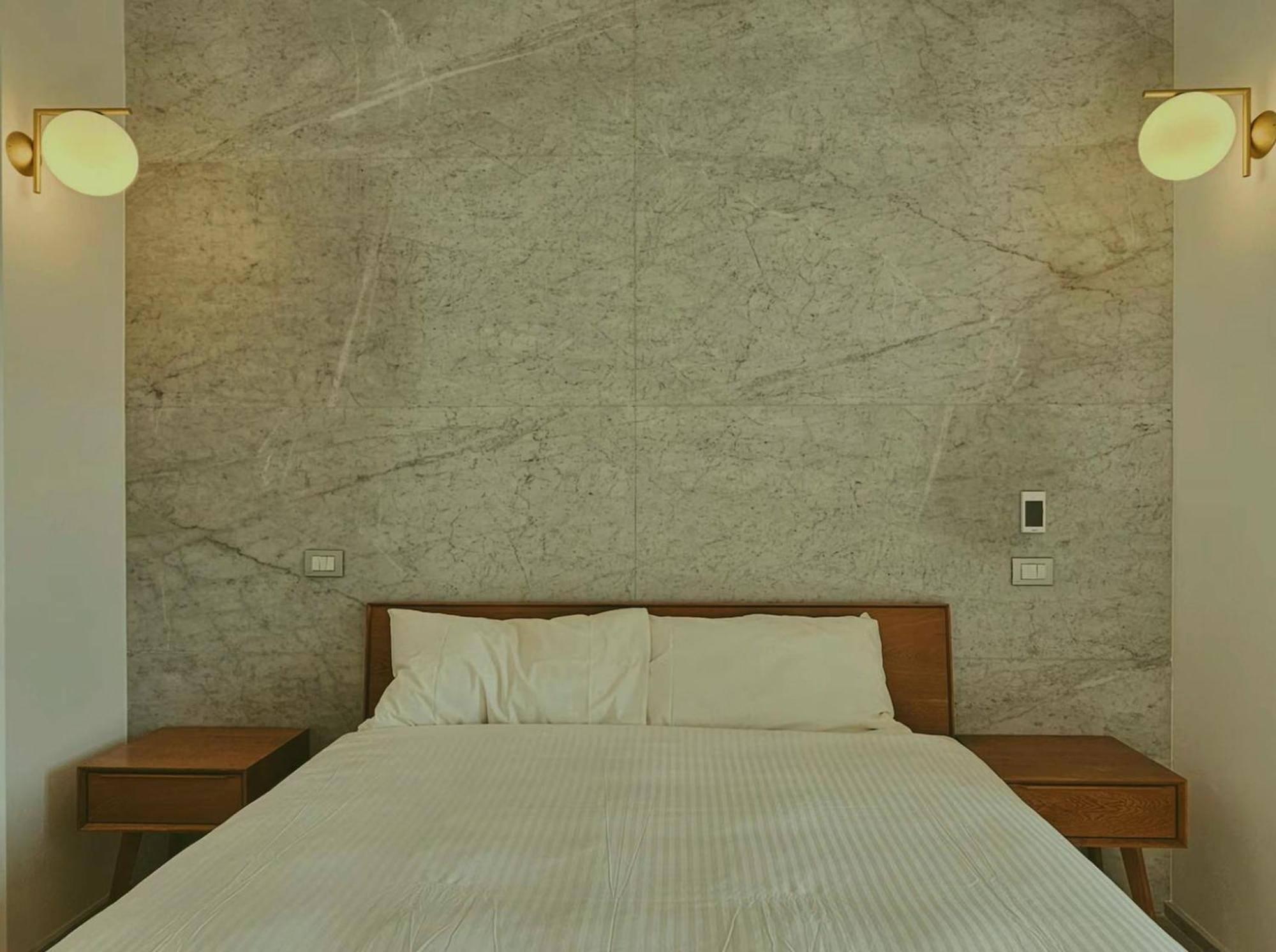 4 Bedrooms